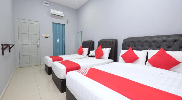 Семейный люкс OYO 89436 SZA Inn