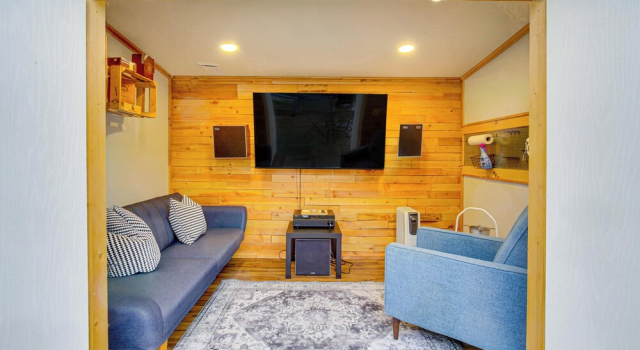 Entertainment Shed! Pet-friendly Oregon Coast Home, Забронировать Дом для отпуска Бей-Сити Орегонское побережье, рядом с Tillamook Country Smoker