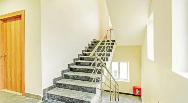 Palette Hotel Hill View by CheckIn, Tirupati, Забронировать Отель Тирупати штат Андхра-Прадеш, рядом с Храм Международного общества сознания Кришны (ISKCON)
