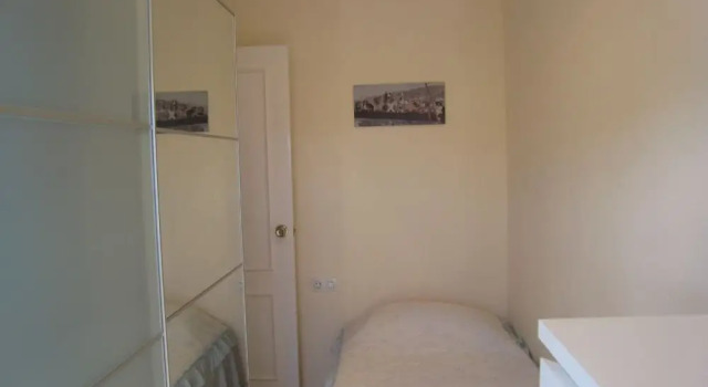 Beautiful Town House With Air Conditioning In Secure Urbanisation Internet, Забронировать Отель Отели Эстепона 3 звезды, рядом с Теннисный корт Bel Air, 3*