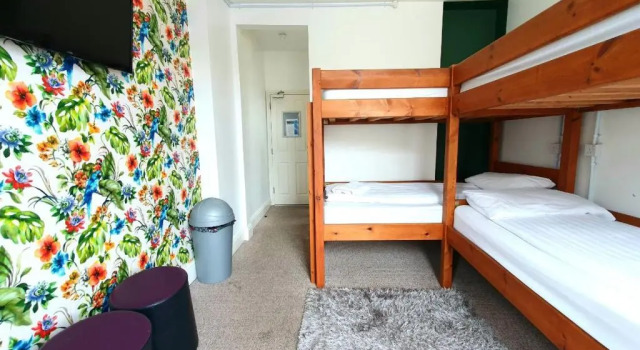 Четырёхместный номер Standard Reef Lodge