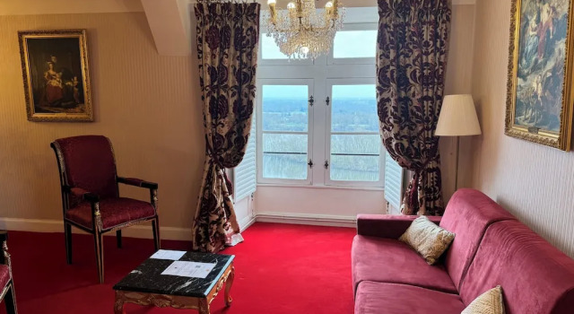 Люкс Chateau Le Prieuré Saumur - La Maison Younan