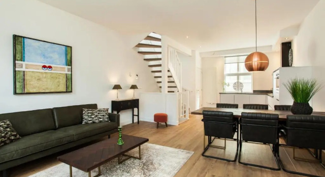 Апартаменты Дуплекс Stayci Serviced Apartments Royal Palace