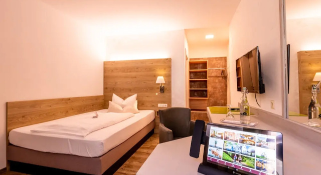 Номер Economy Zur Post Kümmersbruck Hotel & Tiny Houses