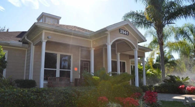 Lucaya 3 Bedroom 2 Bath Townhome!