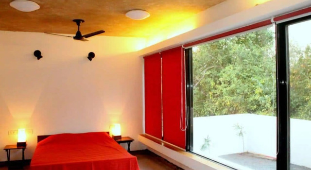 Om Kairos, Prenota Hotel Nerul 