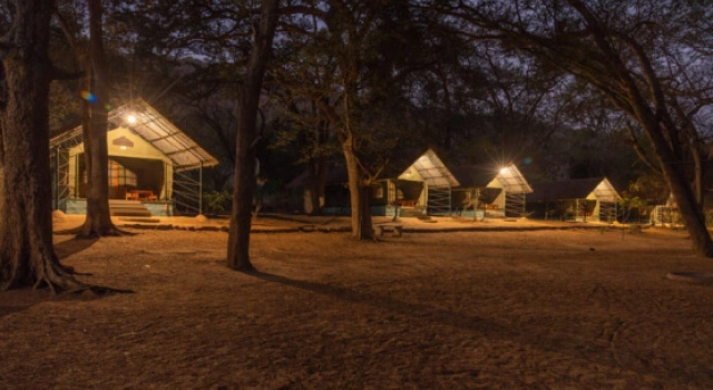Galibore Nature Camp by Jungle Lodges, Prenota Hotel Galibore India