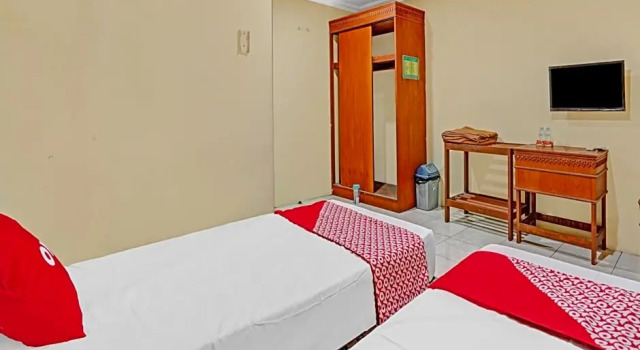 Camera Standard OYO Life 90380 Andalus Hotel Syariah