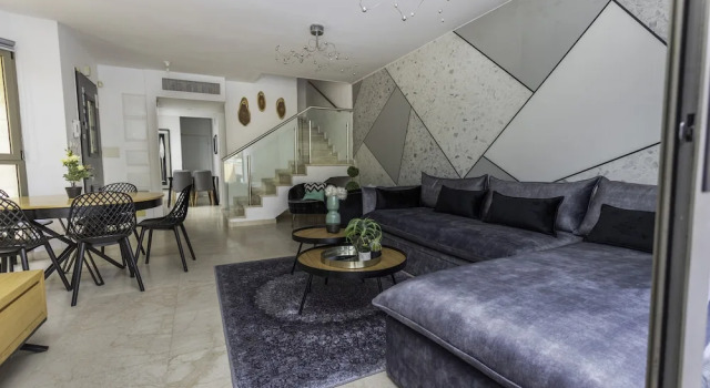Luxury Villa 4BR with private pool & Jacuzzi Sea View, Book Villa Villaer i Sydisrael, Villa