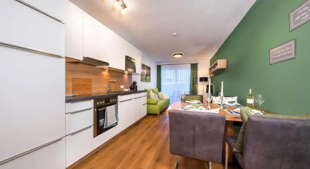 Апартаменты Deluxe Apartment in the Heart of Neukirchen