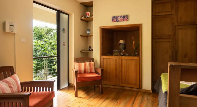 Двухместный номер Superior с балконом и с красивым видом из окна Happy Days Guest House