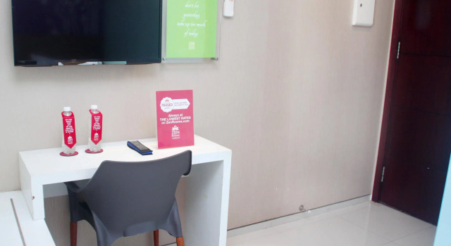 ZEN Rooms Basic Kusuma Bangsa