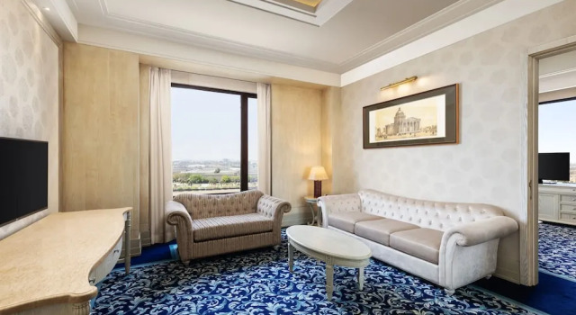 Двухместный люкс Royal Corner Sheraton Grand Palace Indore