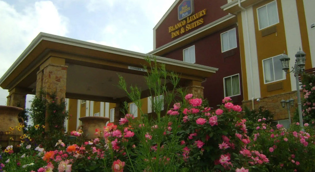 Blanco River Hotel, Забронировать Отель Бланко Texas Hill Country