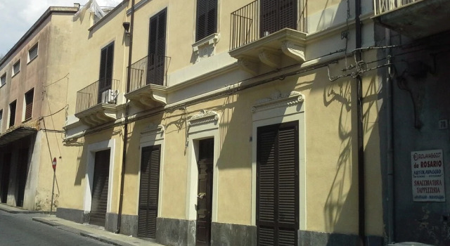 Turtles B B - Giarre, Prenota Appartamento Hotel a Sicilia con parcheggio, Parcheggio