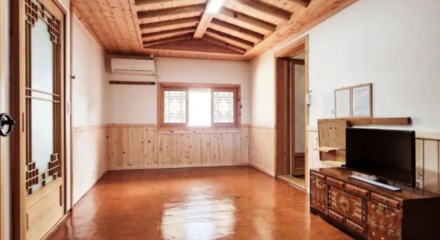 Jeonju Hanok Tobagi Pension, Забронировать Отель Чонджу Чолла-Пукто, рядом с Конфуцианская школа хянгё в Чонджу
