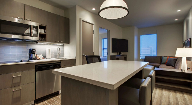 Двухместный люкс с кухней c 1 комнатой Hyatt House Oak Brook