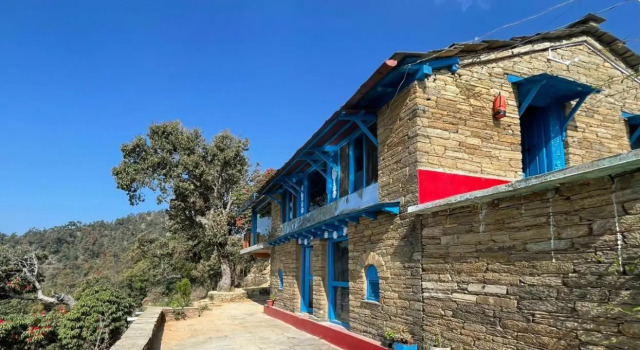 Kot Kailash Kumaon, Rezervovat Hotel Levné hotely v Almora