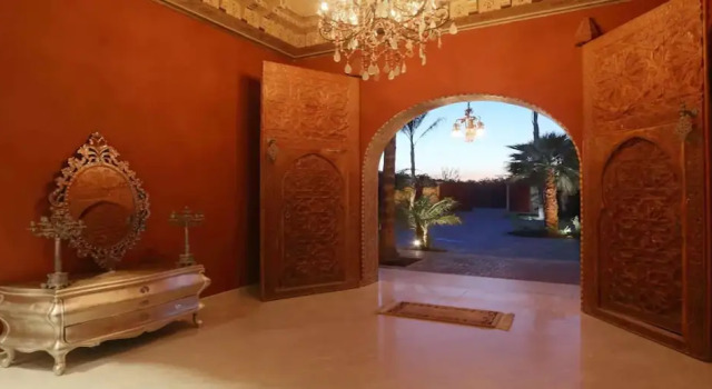 Villa Alexandriaa, Забронировать Вилла Отели Марракеш-Тенсифт-Эль-Хауз с парковкой, Парковка