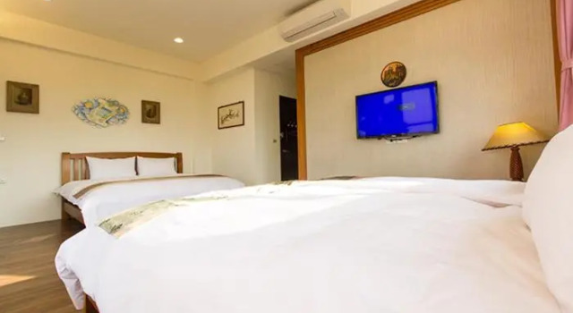 Четырёхместный номер Standard с видом на горы Stone House Homestay