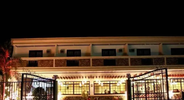 Selvinas Hotel & Restaurant, Book Hotel Sorsogon Luzon