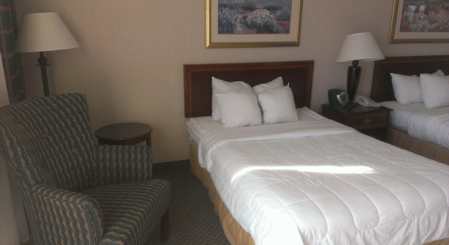 Четырёхместный номер Standard Hotel I-64 Richmond