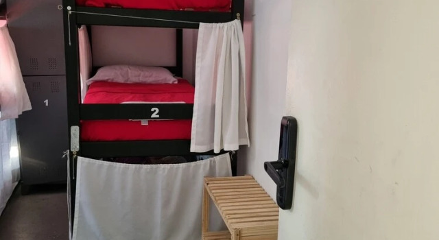 Кровать в общем номере (женский номер) Oh! Madalena Hostel