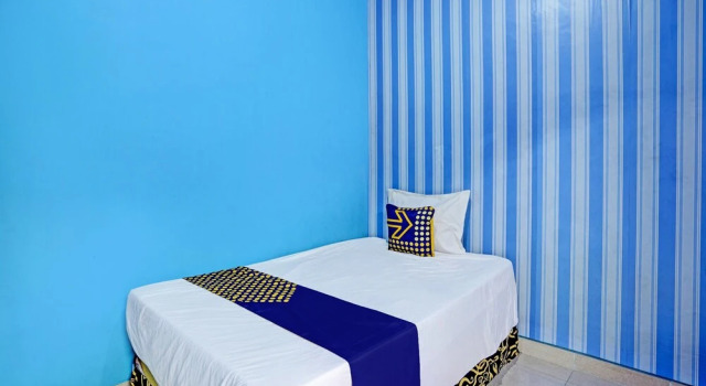 Номер Economy Hotel O Gang Songo Syariah HomestayNearWisata Osing