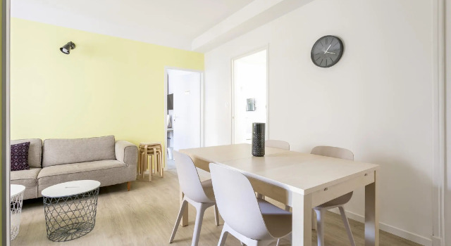 Coeur Urbain Bedrooms – Gare Saint Roch, Забронировать Отель Отели Монпелье 4 звезды, рядом с Торговая палата Hôtel Saint-Côme, 4*
