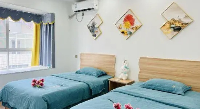 Люкс с 4 комнатами Zhihan Homestay