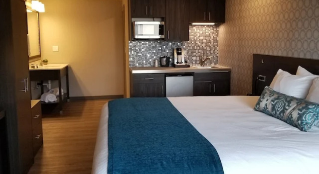 Люкс Deluxe The Hotel Y