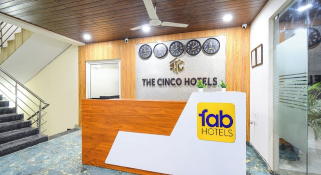 Fabhotel The Cb Grand