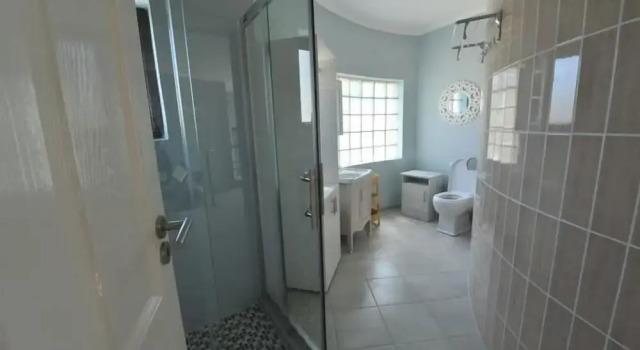 Camera Standard Blue Lily Langstrand Self Catering