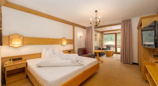 Люкс Hotel Schwarzer Adler