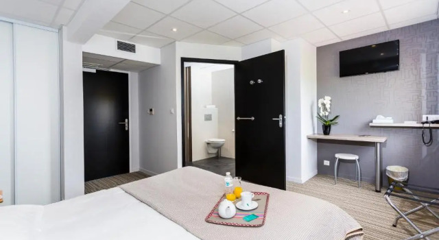 Номер Superior Logis Hôtel Le Relais