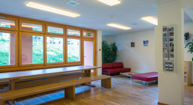 Pontresina Youth Hostel, Book Hostel Pontresina 