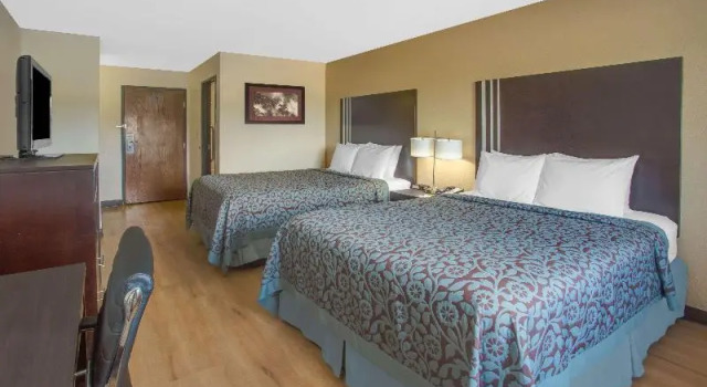Номер Days Inn by Wyndham Le Roy/Bloomington Southeast