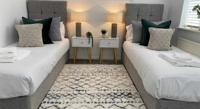 Апартаменты с 2 комнатами Sutton Heath Lodge