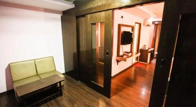 Номер Executive Seashell Residency & Restaurant