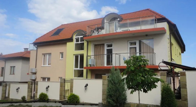 Barex Family Hotel