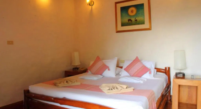 Полулюкс Phu Pha Nam Resort