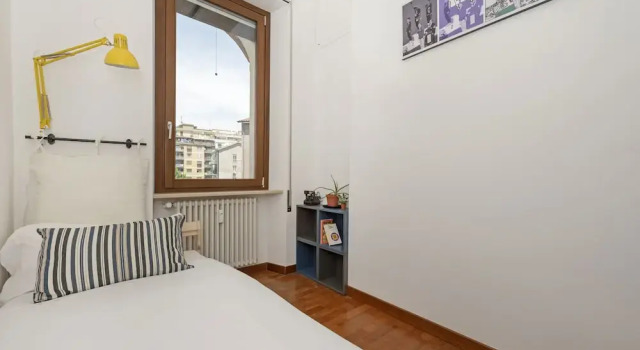 Giallo, Prenota Appartamento Ostiense Roma