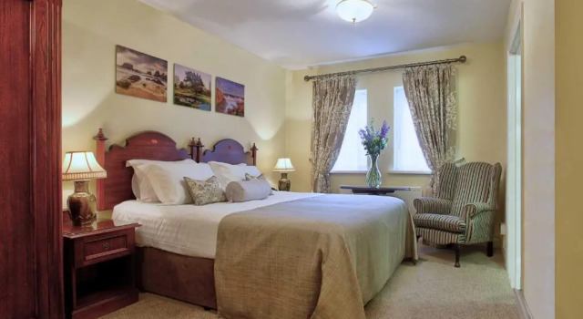 Трёхместный номер Superior Tullyglass House Hotel