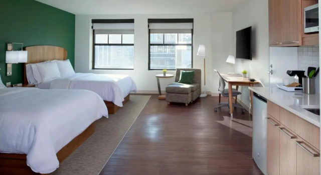 Двухместный номер Standard Element by Marriott Detroit at The Metropolitan