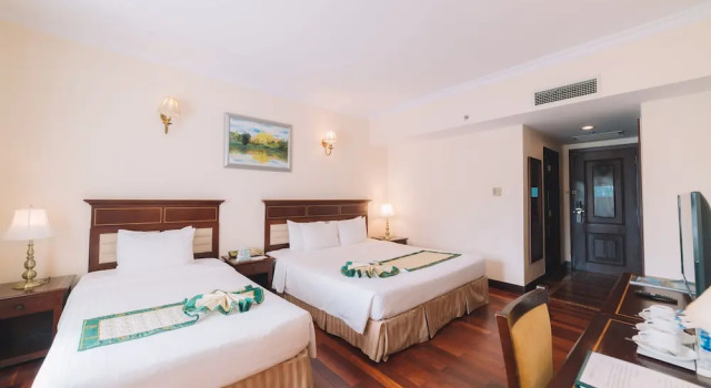 Трёхместный номер Superior Saigon Dalat Hotel