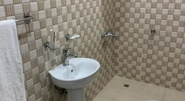 Rfal Tower Hotel, Buchen Sie Hotel Provinz Riad Provinz Riad
