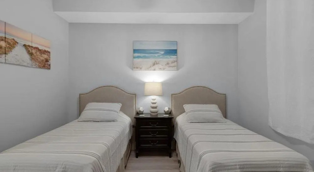 Treasure Island 0511, Book Hotel Hoteller i Lower Grand Lagoon med parkering, Parkering
