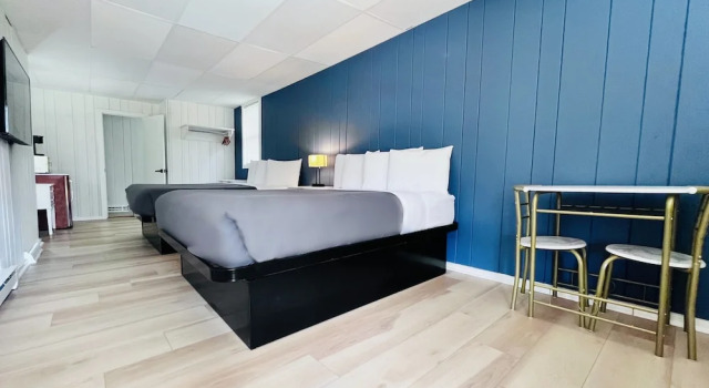 Четырёхместный номер Standard Motel Luzerne