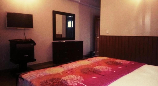 Royal Galaxy Guest House