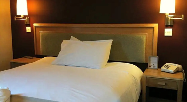 The Rochford Hotel, Забронировать Отель Рочфорд Эссекс
